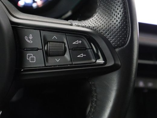 Alfa Romeo Tonale 1.3T PHEV TI | 280PK | SOH 99% | Trekhaak | Stoelverwarming | Adaptive cruise | Camera | Carplay ... ActivLease financial lease