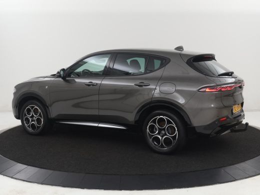 Alfa Romeo Tonale 1.3T PHEV TI | 280PK | SOH 99% | Trekhaak | Stoelverwarming | Adaptive cruise | Camera | Carplay ... ActivLease financial lease