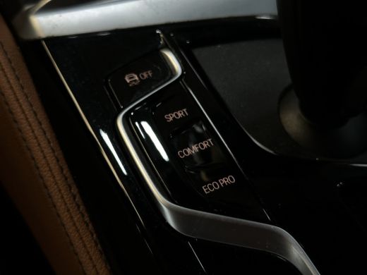 BMW 5 Serie 530i Business Edition Plus | M-Pakket | Laser-LED | Camera | CarPlay | Sfeerverlichting | Memory ActivLease financial lease