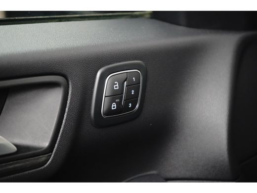 Ford Kuga 2.5 PHEV Active X | Pano | AGR-Stoelen | Adap. Cruise | 19 inch ActivLease financial lease