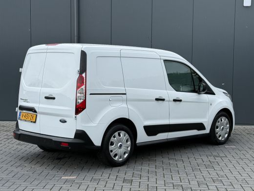 Ford Transit Connect 1.0 Ecoboost 100 PK / BENZINE / BPM VRIJ / L1H1 / 1e EIG. / CAMERA / AIRCO / NAVI / INRICHTING ActivLease financial lease