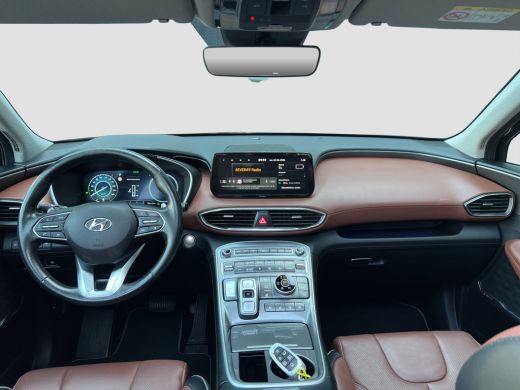 Hyundai Santa Fe 1.6 T-GDI PHEV 265pk Premium Sky | Panoramadak | HUD | Carplay | Leder | Stoelverwarming/koeling ... ActivLease financial lease