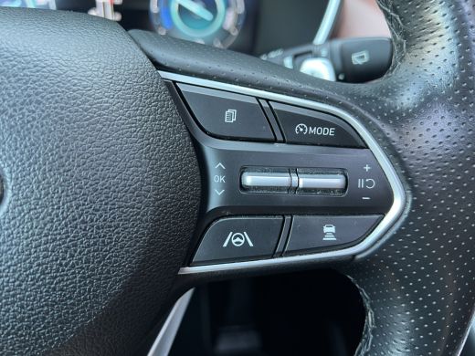Hyundai Santa Fe 1.6 T-GDI PHEV 265pk Premium Sky | Panoramadak | HUD | Carplay | Leder | Stoelverwarming/koeling ... ActivLease financial lease