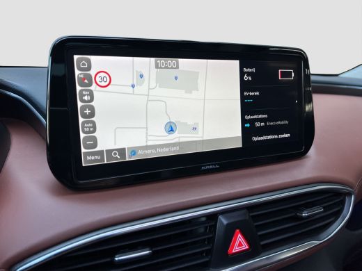 Hyundai Santa Fe 1.6 T-GDI PHEV 265pk Premium Sky | Panoramadak | HUD | Carplay | Leder | Stoelverwarming/koeling ... ActivLease financial lease