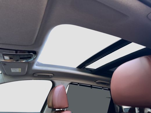Hyundai Santa Fe 1.6 T-GDI PHEV 265pk Premium Sky | Panoramadak | HUD | Carplay | Leder | Stoelverwarming/koeling ... ActivLease financial lease
