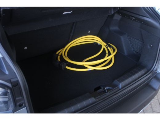 Jeep Avenger Summit 54 kWh | Navigatie | Camera | Stoelverwarming | Full LED | ACC | Sfeerverlichting | ActivLease financial lease
