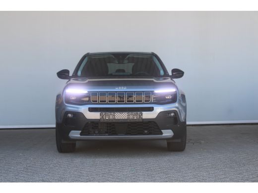 Jeep Avenger Summit 54 kWh | Navigatie | Camera | Stoelverwarming | Full LED | ACC | Sfeerverlichting | ActivLease financial lease