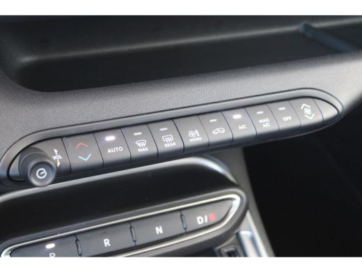 Jeep Avenger Summit 54 kWh | Navigatie | Camera | Stoelverwarming | Full LED | ACC | Sfeerverlichting | ActivLease financial lease