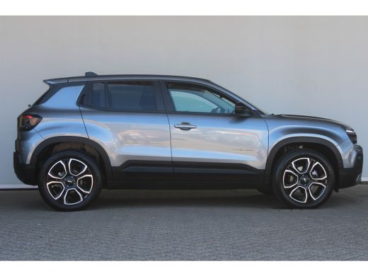 Jeep Avenger Summit 54 kWh | Navigatie | Camera | Stoelverwarming | Full LED | ACC | Sfeerverlichting | ActivLease financial lease