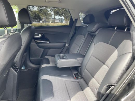 Kia Niro 1.6 GDi Hybrid DynamicLine | Achteruitrijcamera | Navigatie | ActivLease financial lease