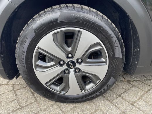 Kia Niro 1.6 GDi Hybrid DynamicLine | Achteruitrijcamera | Navigatie | ActivLease financial lease