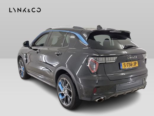 Lynk & Co 01 1.5 PHEV 262PK Adapt.Cruise ZwarteHemel 360&deg; Cam Carplay Plug-in Stoelverw Vol opties! ActivLease financial lease