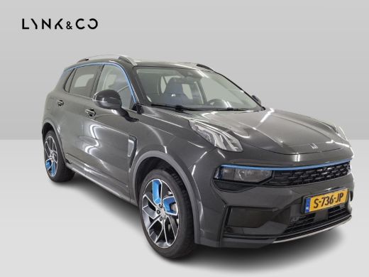 Lynk & Co 01 1.5 PHEV 262PK Adapt.Cruise ZwarteHemel 360&deg; Cam Carplay Plug-in Stoelverw Vol opties! ActivLease financial lease