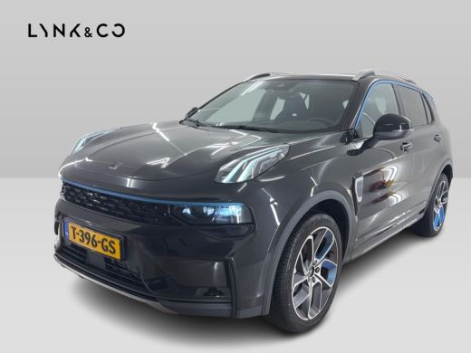 Lynk & Co 01 1.5 PHEV 262PK Adapt.Cruise ZwarteHemel 360&deg; Cam Carplay Plug-in Stoelverw Vol opties! ActivLease financial lease
