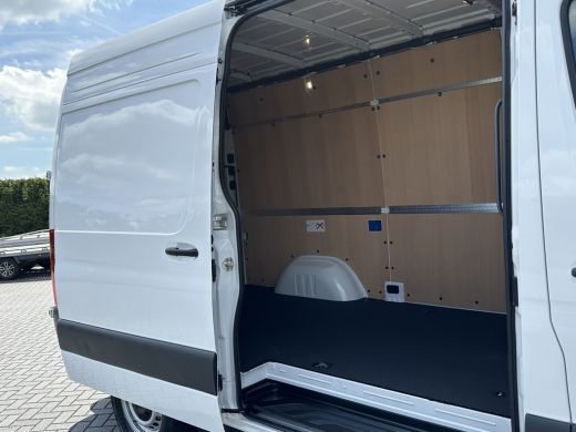 Mercedes-Benz Sprinter 317 CDI 9G-TRONIC RWD FACELIFT / L2H2 / CAMERA / LED / CRUISE / AIRCO / BLIND SPOT / GEVEERDE STOEL ActivLease financial lease
