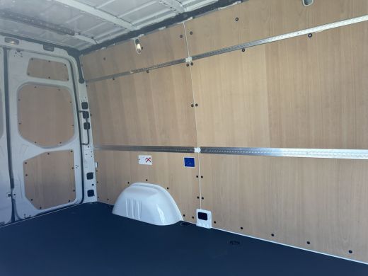 Mercedes-Benz Sprinter 317 CDI 9G-TRONIC RWD FACELIFT / L2H2 / CAMERA / LED / CRUISE / AIRCO / BLIND SPOT / GEVEERDE STOEL ActivLease financial lease
