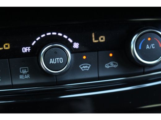 Opel Grandland 1.6 Turbo Plug-In Hybrid 4x4 GSe | Leder/Alcan. | Adap. Cruise | Stoel en Stuur Verw. | LED | 19'... ActivLease financial lease