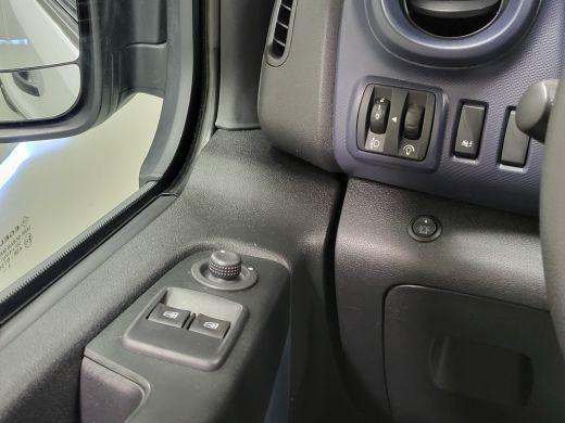 Opel Vivaro 1.6CDTI 96pk Trekhaak Euro 6! ActivLease financial lease