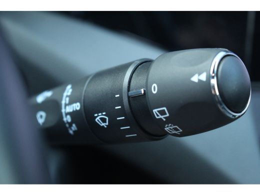 Peugeot 308 SW 1.6 Plug-in Hybrid 225 GT | Pano | Camera | Keyless | LMV 18" | DAB | Dodehoeksens. | Climate ... ActivLease financial lease