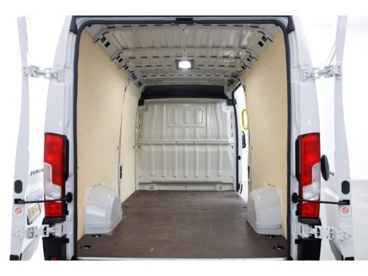 Peugeot Boxer 2.2 BlueHDi 180pk Automaat L4H2 LED/ACC/Navi/Camera 12-2024 ActivLease financial lease