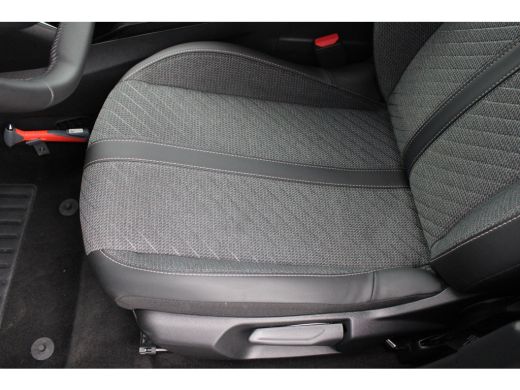 Peugeot e-2008 EV Allure Avantage 54 kWh | SOH 97% | Fase 3 laden | NL auto | Navigatie | Camera voor + achter |... ActivLease financial lease