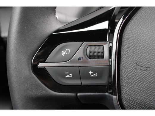 Peugeot e-2008 EV Allure Avantage 54 kWh | SOH 97% | Fase 3 laden | NL auto | Navigatie | Camera voor + achter |... ActivLease financial lease
