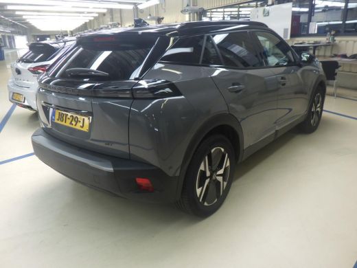 Peugeot e-2008 EV GT Avantage 54 kWh | SOH 98% | 12.500km | NL auto | Fase 3 laden | Navigatie | Camera voor + a... ActivLease financial lease
