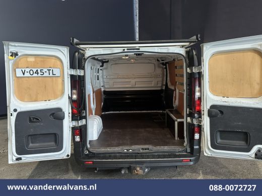 Renault Trafic 1.6 dCi L1H1 Euro6 Airco | Imperiaal | Trekhaak | Parkeersensoren | Cruisecontrol Bijrijdersbank ActivLease financial lease