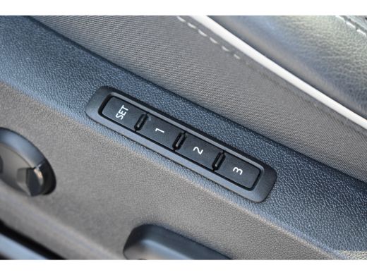 Skoda Enyaq Coupe 80 Sportline | TREKHAAK | PANORAMADAK | STOEL+STUURVERW. | CAMERA | MEMORY | CLIMATE CONTROL | AD... ActivLease financial lease