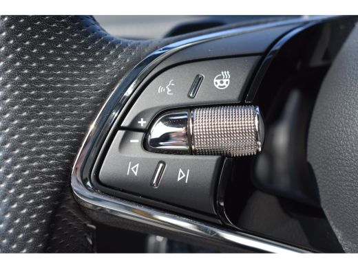 Skoda Enyaq Coupe 80 Sportline | TREKHAAK | PANORAMADAK | STOEL+STUURVERW. | CAMERA | MEMORY | CLIMATE CONTROL | AD... ActivLease financial lease