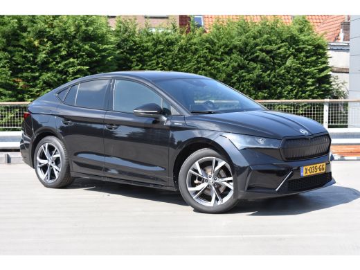 Skoda Enyaq Coupe 80 Sportline | TREKHAAK | PANORAMADAK | STOEL+STUURVERW. | CAMERA | MEMORY | CLIMATE CONTROL | AD... ActivLease financial lease