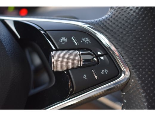 Skoda Enyaq Coupe 80 Sportline | TREKHAAK | PANORAMADAK | STOEL+STUURVERW. | CAMERA | MEMORY | CLIMATE CONTROL | AD... ActivLease financial lease