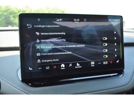Skoda Enyaq Coupe 80 Sportline | TREKHAAK | PANORAMADAK | STOEL+STUURVERW. | CAMERA | MEMORY | CLIMATE CONTROL | AD... ActivLease financial lease
