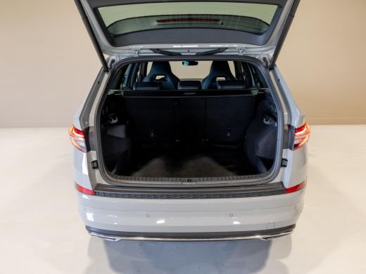 Skoda Kodiaq 4x4 2.0 TSI Sportline / 190pk / Trekhaak / Achteruitrij camera / Canton / ActivLease financial lease