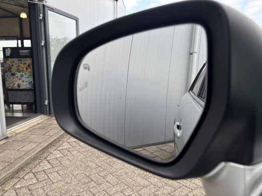 Suzuki S-Cross 1.5 Hybrid Style | Rijklaarprijs | Apple Carplay & Android Auto | Panoramadak met schuifkantelfun... ActivLease financial lease