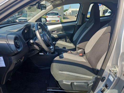 Toyota Aygo 1.0 VVT-i MT Play ActivLease financial lease