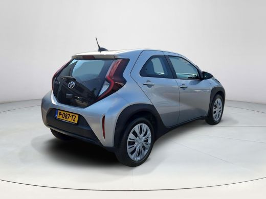 Toyota Aygo 1.0 VVT-i MT Play ActivLease financial lease