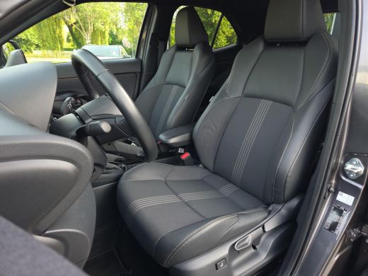 Toyota Yaris Cross 1.5 Hybrid Adventure | Blindspot | Parkeersensoren | Rijklaar incl. garantie | ActivLease financial lease
