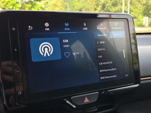 Toyota Yaris Cross 1.5 Hybrid Adventure | Blindspot | Parkeersensoren | Rijklaar incl. garantie | ActivLease financial lease