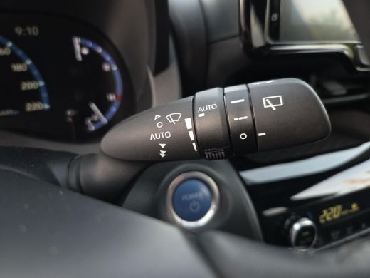 Toyota Yaris Cross 1.5 Hybrid Adventure | Blindspot | Parkeersensoren | Rijklaar incl. garantie | ActivLease financial lease