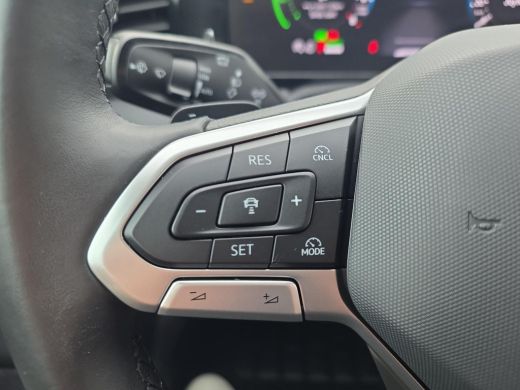 Volkswagen Passat Variant 1.5 eHybrid Business | PHEV | Trekhaak | HUD | A.Camera | ACC | ActivLease financial lease