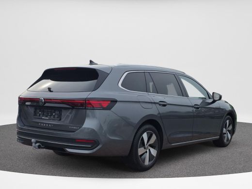 Volkswagen Passat Variant 1.5 eHybrid Business | PHEV | Trekhaak | HUD | A.Camera | ACC | ActivLease financial lease