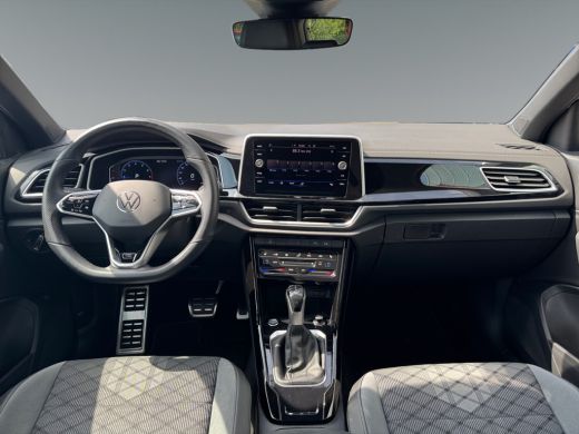 Volkswagen T-Roc 1.5 TSI 150pk DSG R-Line Stoelverwarming | Achteruitrijcamera | Trekhaak ActivLease financial lease