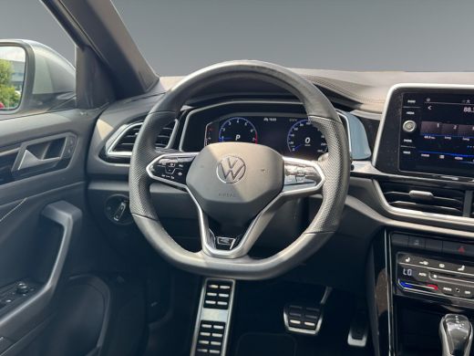 Volkswagen T-Roc 1.5 TSI 150pk DSG R-Line Stoelverwarming | Achteruitrijcamera | Trekhaak ActivLease financial lease