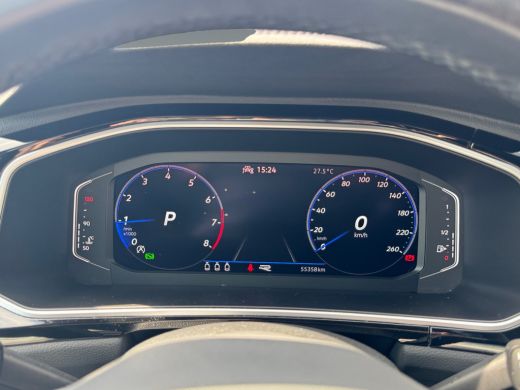 Volkswagen T-Roc 1.5 TSI 150pk DSG R-Line Stoelverwarming | Achteruitrijcamera | Trekhaak ActivLease financial lease