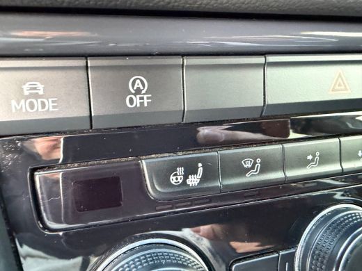 Volkswagen T-Roc 1.5 TSI Sport Stuur/Stoelverwarming ActivLease financial lease