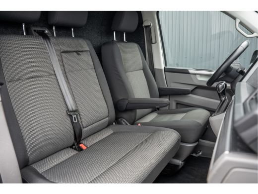 Volkswagen Transporter 2.0 TDI L1H1 | Virtual cockpit | Automaat | 150 PK | 3-Zits | 1e Eigenaar | LED | Camera | Carpla... ActivLease financial lease
