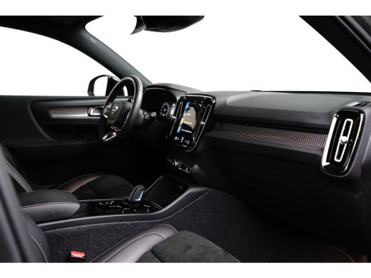 Volvo  XC40 1.5 T4 Recharge R-Design | Camera | Pilot Assist | Stoel&stuurverwarming | Nubuck | Apple Carplay | ActivLease financial lease