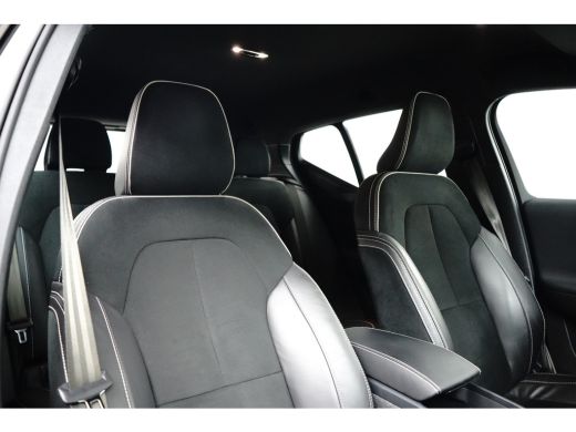Volvo  XC40 1.5 T4 Recharge R-Design | Camera | Pilot Assist | Stoel&stuurverwarming | Nubuck | Apple Carplay | ActivLease financial lease