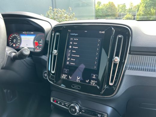 Volvo  XC40 1.5 T4 Recharge R-Design | Camera | Pilot Assist | Stoel&stuurverwarming | Nubuck | Apple Carplay | ActivLease financial lease